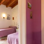Attico Con Vista Collinare Daire *