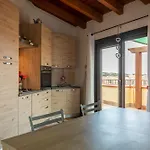 Attico Con Vista Collinare * Tergu