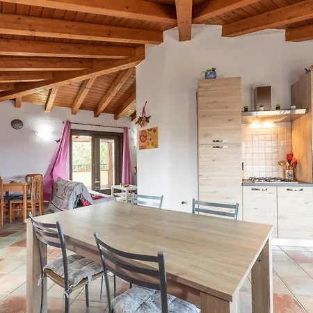 Attico Con Vista Collinare Apartman Tergu