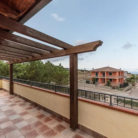 Attico Con Vista Collinare * Tergu