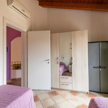 Attico Con Vista Collinare Διαμέρισμα *