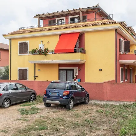 Attico Con Vista Collinare